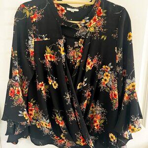 BOHO CHIC – Boutique Floral Deep V Blouse w/ Flowing Sleeves | Size Medium